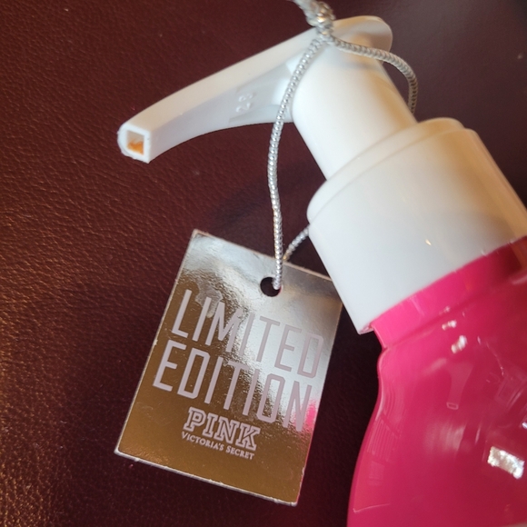 Victoria's Secret PINK - Picture 6 of 8